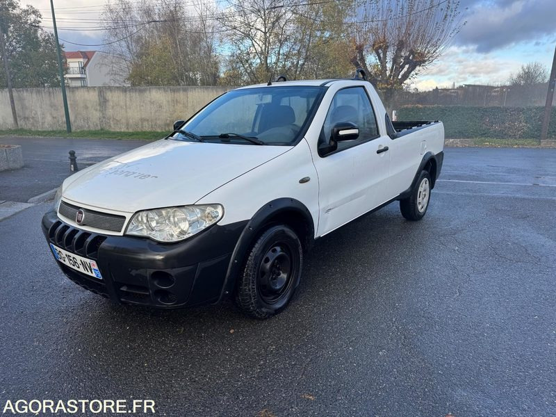 Fiat Strada II Pick Up 1.3 MJTD - Pikaps: foto 2 Fiat Strada II Pick Up 1.3 MJTD - Pikaps: foto 2