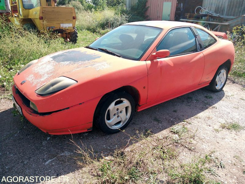 Fiat coupée 1.8L 16V - Vieglā automašīna: foto 2 Fiat coupée 1.8L 16V - Vieglā automašīna: foto 2