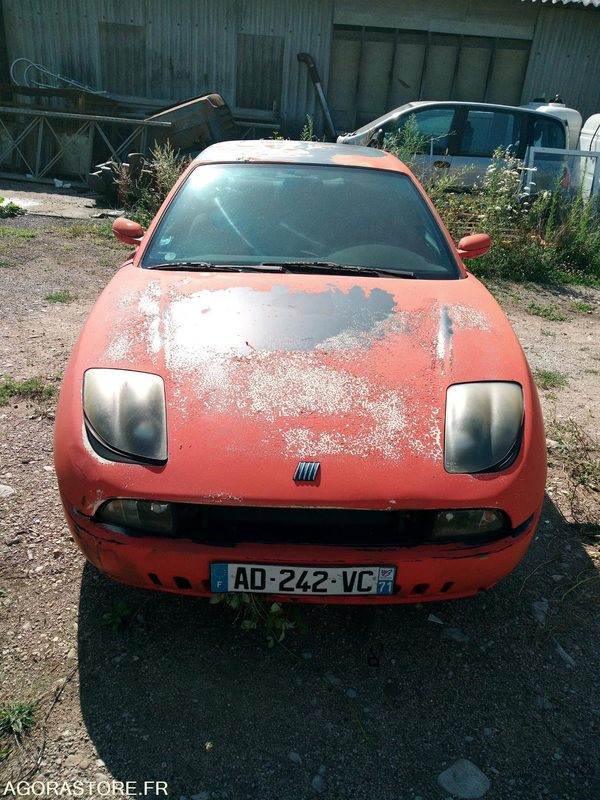 Fiat coupée 1.8L 16V - Vieglā automašīna: foto 1 Fiat coupée 1.8L 16V - Vieglā automašīna: foto 1