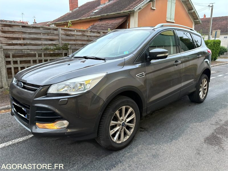 Ford Kuga 2.0l Tdci Powershift 4x4 - 2016 - 270 000km - Vieglā automašīna: foto 3 Ford Kuga 2.0l Tdci Powershift 4x4 - 2016 - 270 000km - Vieglā automašīna: foto 3