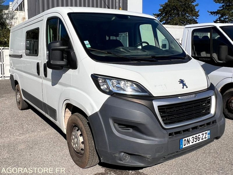 Fourgon utilitaire Peugeot Boxer 2,2l HDI 130cv - Année 2015 - 235000kms - Kravas mikroautobuss: foto 1 Fourgon utilitaire Peugeot Boxer 2,2l HDI 130cv - Année 2015 - 235000kms - Kravas mikroautobuss: foto 1