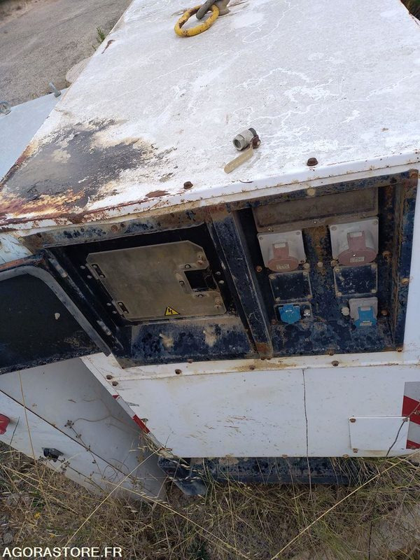 Groupe électrogène SDMO 60 kVA - Elektroģenerators: foto 4 Groupe électrogène SDMO 60 kVA - Elektroģenerators: foto 4