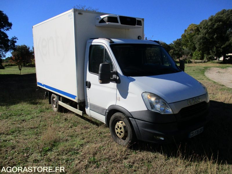 IVECO 35S13 de 2013 chassis cabine frigorifique - Komercauto refrižerators: foto 2 IVECO 35S13 de 2013 chassis cabine frigorifique - Komercauto refrižerators: foto 2