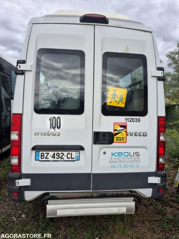 IVECO BUS DAILY N°112039 - Mikroautobuss, Pasažieru furgons: foto 2 IVECO BUS DAILY N°112039 - Mikroautobuss, Pasažieru furgons: foto 2