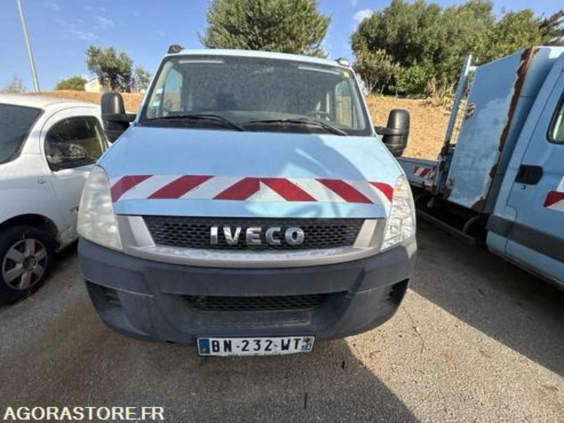 IVECO DAILY - 2011 - 158894KM - BN232WT - Kravas mikroautobuss: foto 1 IVECO DAILY - 2011 - 158894KM - BN232WT - Kravas mikroautobuss: foto 1