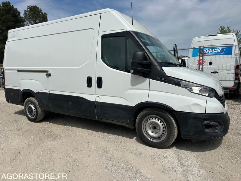 IVECO DAILY 2021 128000 35C12 - Kravas mikroautobuss: foto 5 IVECO DAILY 2021 128000 35C12 - Kravas mikroautobuss: foto 5