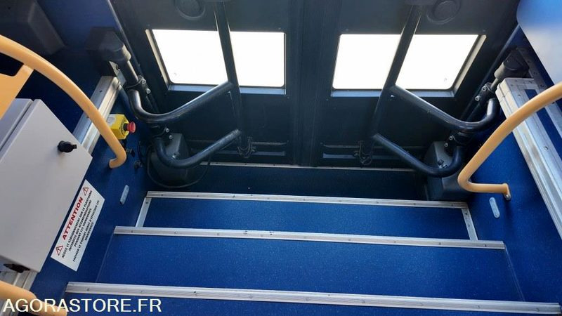 Skolas autobuss Irisbus / Iveco Crossway / 12.8m / Lift / Clim: foto 10