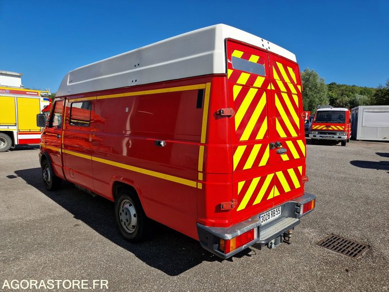 Iveco 35.8 Daily - 2003 - 45048 - 3028RB55 - Kravas mikroautobuss: foto 4 Iveco 35.8 Daily - 2003 - 45048 - 3028RB55 - Kravas mikroautobuss: foto 4