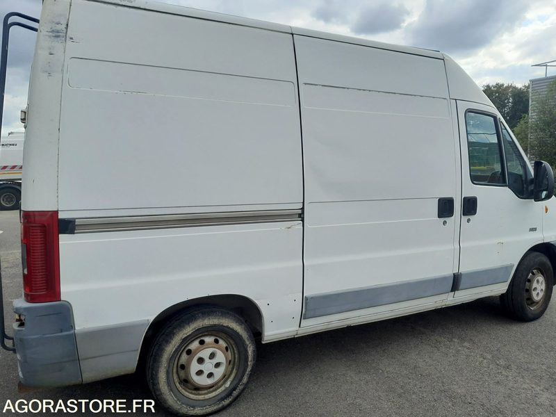 Boxer Peugeot - Komercauto: foto 4 Boxer Peugeot - Komercauto: foto 4