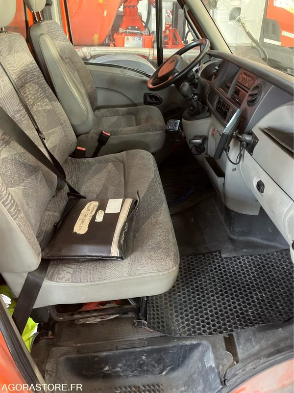 Renault Master - 2005 - 43161kms (P2001716) - Komercauto: foto 5 Renault Master - 2005 - 43161kms (P2001716) - Komercauto: foto 5