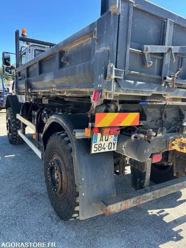 CAMION 4X4 MERCEDES UNIMOG U5000 2009 62289 KM 4667 HEURES + ETRAV SICOMETAL GM1 - Kravas automašīna: foto 5 CAMION 4X4 MERCEDES UNIMOG U5000 2009 62289 KM 4667 HEURES + ETRAV SICOMETAL GM1 - Kravas automašīna: foto 5