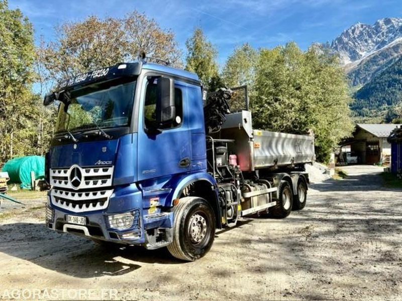CAMION 6X4 TRI-BENNE +GRUE MERCEDES AROCS 2640 2014 190 000 KM - Kravas automašīna: foto 1 CAMION 6X4 TRI-BENNE +GRUE MERCEDES AROCS 2640 2014 190 000 KM - Kravas automašīna: foto 1