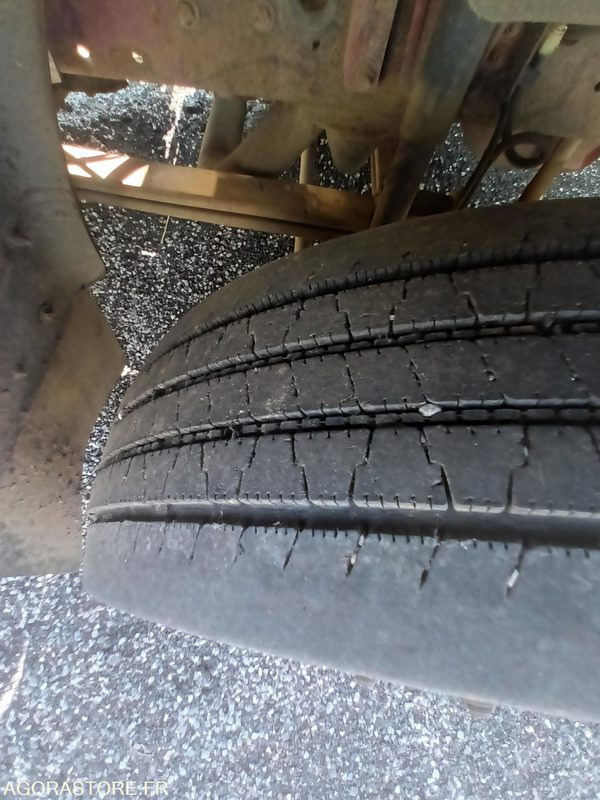 CAMION RENAULT 4X2 BENNE mid lightner - Kravas automašīna: foto 5 CAMION RENAULT 4X2 BENNE mid lightner - Kravas automašīna: foto 5