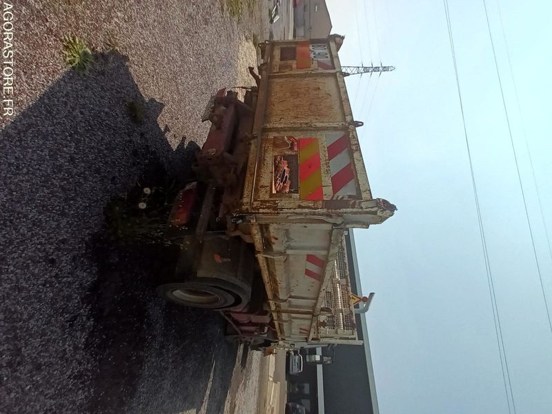 CAMION RENAULT 4X2 BENNE mid lightner - Kravas automašīna: foto 4 CAMION RENAULT 4X2 BENNE mid lightner - Kravas automašīna: foto 4