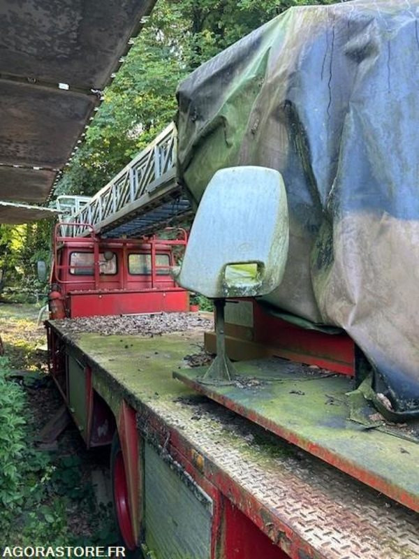 CAMION RENAULT S170 AVEC NACELLE - Kravas automašīna: foto 3 CAMION RENAULT S170 AVEC NACELLE - Kravas automašīna: foto 3