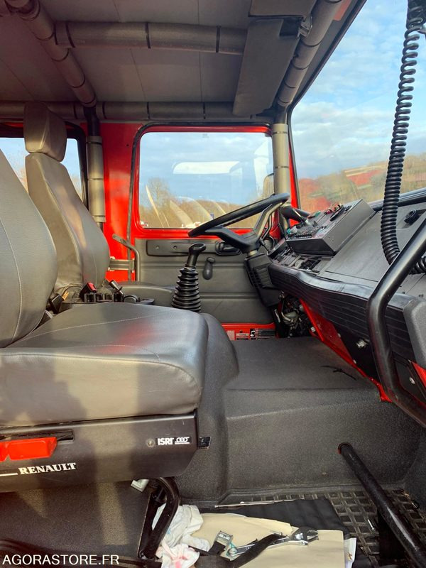 CCFM RENAULT M210 4*4 3331SP76 - Kravas automašīna: foto 5 CCFM RENAULT M210 4*4 3331SP76 - Kravas automašīna: foto 5