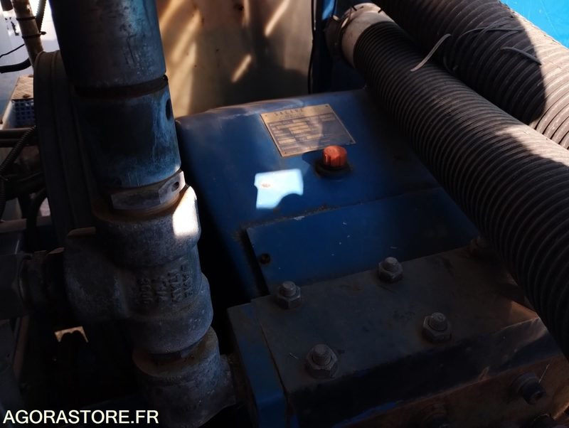 Camion 3.5t Hydrocureur Renault Mascott – équipement Huwer - Kravas automašīna: foto 5 Camion 3.5t Hydrocureur Renault Mascott – équipement Huwer - Kravas automašīna: foto 5