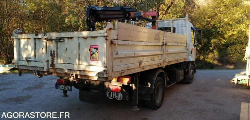 Camion benne avec grue - Renault Midlum 2001 293846kms - Kravas automašīna: foto 4 Camion benne avec grue - Renault Midlum 2001 293846kms - Kravas automašīna: foto 4