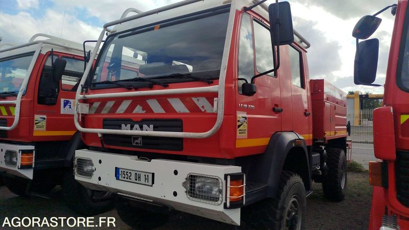 Man LE18220 - 2003 - 78356km - 1552QH11 - Kravas automašīna: foto 1 Man LE18220 - 2003 - 78356km - 1552QH11 - Kravas automašīna: foto 1