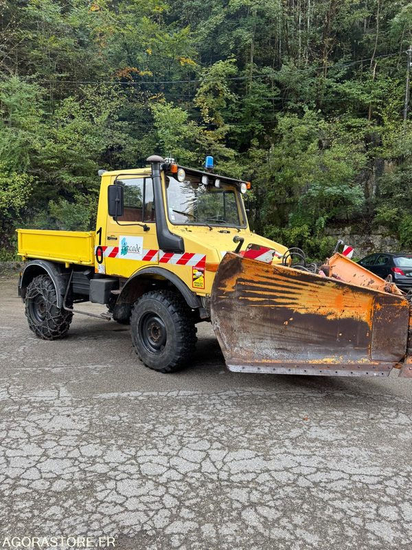 Mercedes Benz UNIMOG 1000 - 1982 - 30960kms - Kravas automašīna: foto 2 Mercedes Benz UNIMOG 1000 - 1982 - 30960kms - Kravas automašīna: foto 2