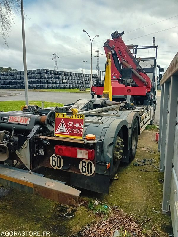 RENAULT 26T/BRAS/GRUE - EC310ED - 2016 / 534 362 KM - Kravas automašīna: foto 4 RENAULT 26T/BRAS/GRUE - EC310ED - 2016 / 534 362 KM - Kravas automašīna: foto 4