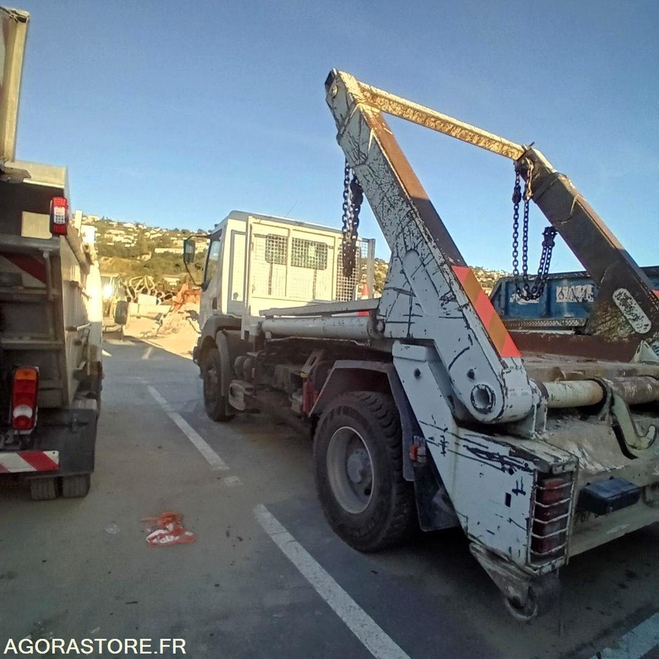 Renault Kerax multi benne à chaine - Kravas automašīna: foto 1 Renault Kerax multi benne à chaine - Kravas automašīna: foto 1