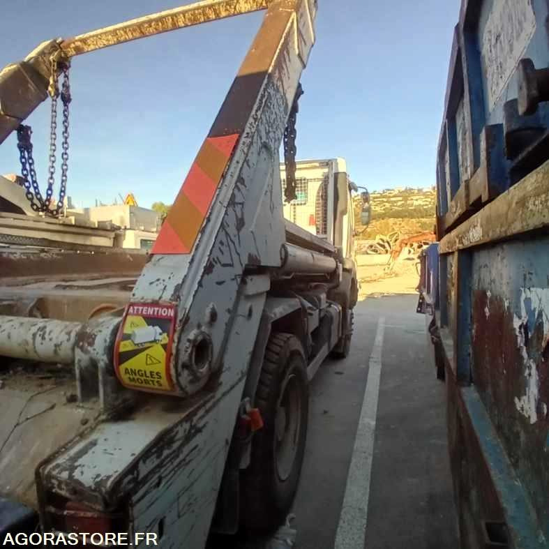 Renault Kerax multi benne à chaine - Kravas automašīna: foto 2 Renault Kerax multi benne à chaine - Kravas automašīna: foto 2