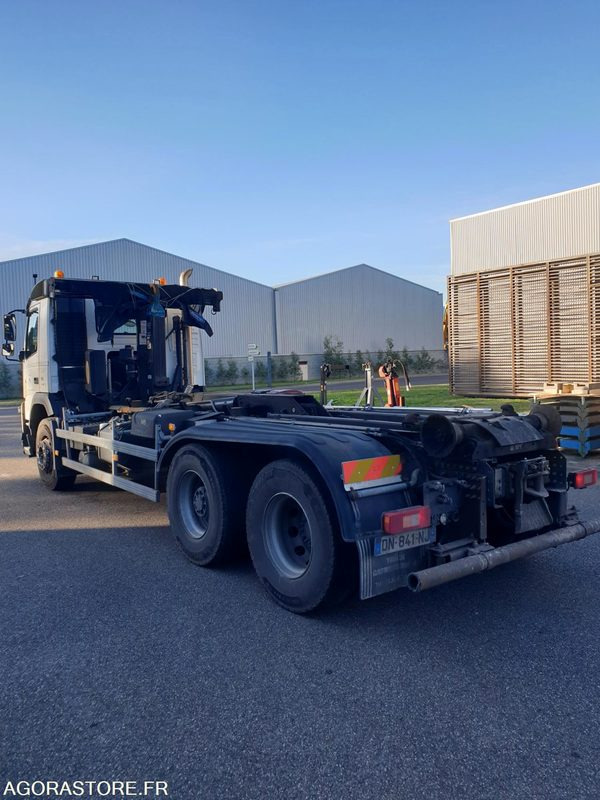 VOLVO FMX POLYBENNE AVEC BRAS DE LEVAGE EURO 6 - 2015 - 227924km - Kravas automašīna: foto 4 VOLVO FMX POLYBENNE AVEC BRAS DE LEVAGE EURO 6 - 2015 - 227924km - Kravas automašīna: foto 4