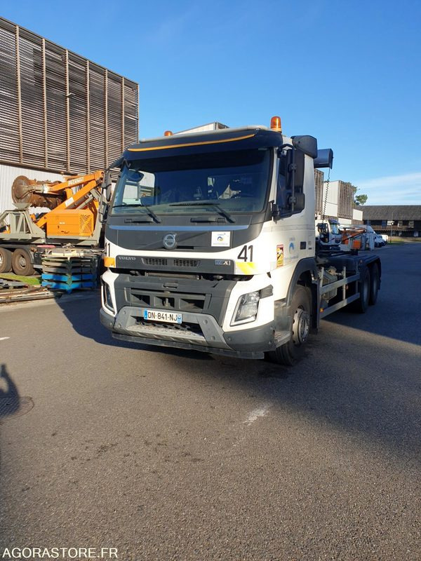 VOLVO FMX POLYBENNE AVEC BRAS DE LEVAGE EURO 6 - 2015 - 227924km - Kravas automašīna: foto 2 VOLVO FMX POLYBENNE AVEC BRAS DE LEVAGE EURO 6 - 2015 - 227924km - Kravas automašīna: foto 2