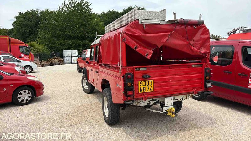 LAND ROVER - DÉFENDER 130 - 1998 - 22 225 Kms 9303 WB 74 - SUV: foto 4 LAND ROVER - DÉFENDER 130 - 1998 - 22 225 Kms 9303 WB 74 - SUV: foto 4