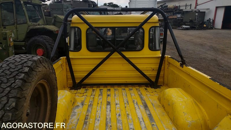 LAND ROVER DEFENDER - 2003 - 98879km - Vieglā automašīna: foto 4 LAND ROVER DEFENDER - 2003 - 98879km - Vieglā automašīna: foto 4
