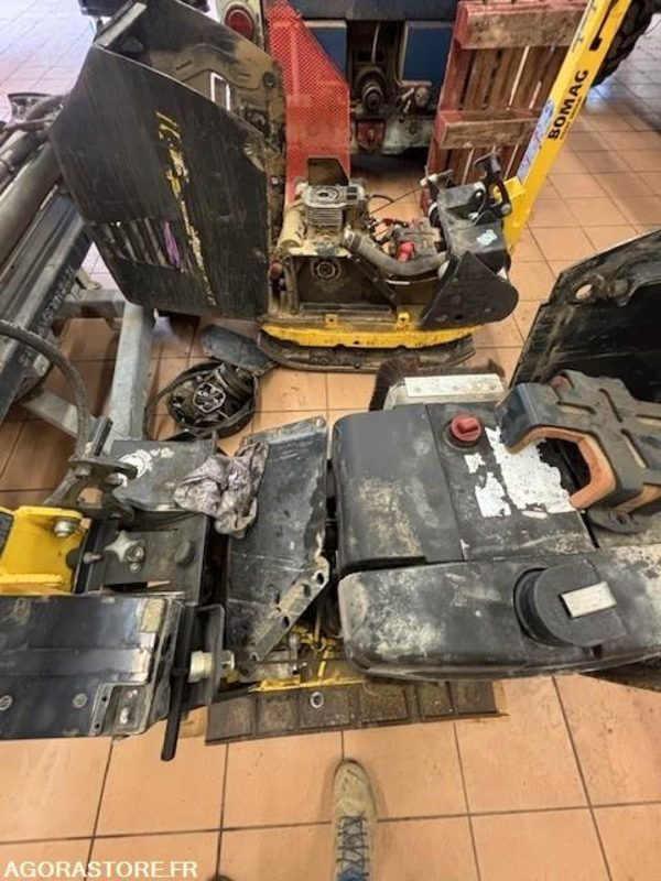 LOT DE 2 PLAQUES BOMAG BPR 60/65D/E ET BPR45/55D 2019 ET 2022 - Vibrobliete: foto 3 LOT DE 2 PLAQUES BOMAG BPR 60/65D/E ET BPR45/55D 2019 ET 2022 - Vibrobliete: foto 3