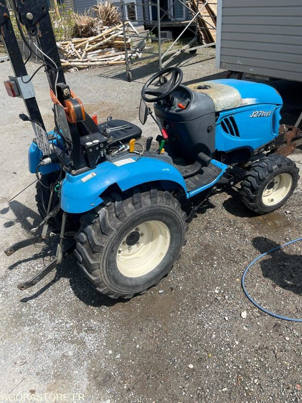 LS 27 - Micro-tracteur - avec différents outils - 709 H - 2014 - Traktors: foto 3 LS 27 - Micro-tracteur - avec différents outils - 709 H - 2014 - Traktors: foto 3