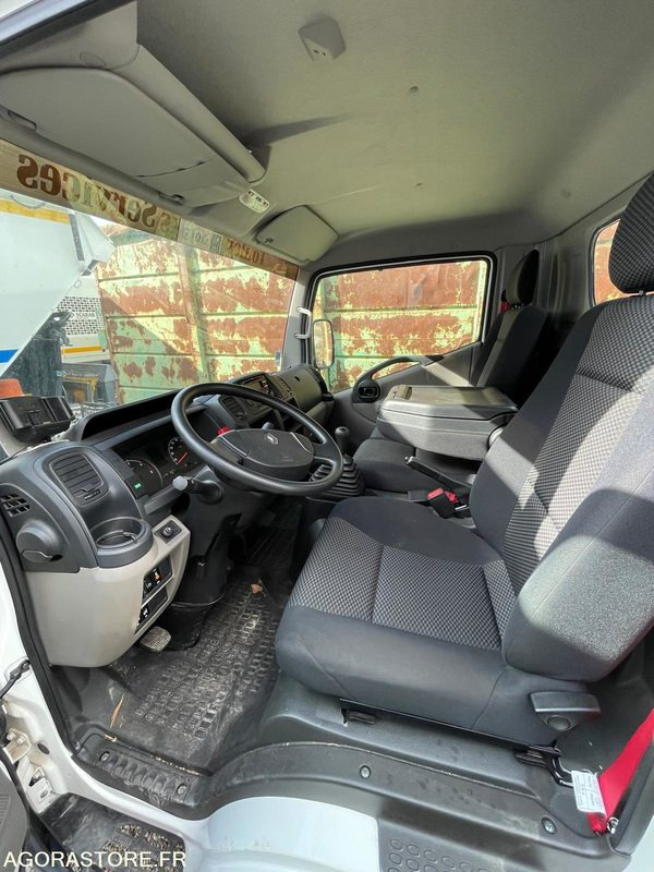 Laveuse de rue - Ielu tīrīšanas mašīna: foto 3 Laveuse de rue - Ielu tīrīšanas mašīna: foto 3