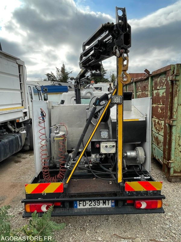 Laveuse de rue - Ielu tīrīšanas mašīna: foto 5 Laveuse de rue - Ielu tīrīšanas mašīna: foto 5