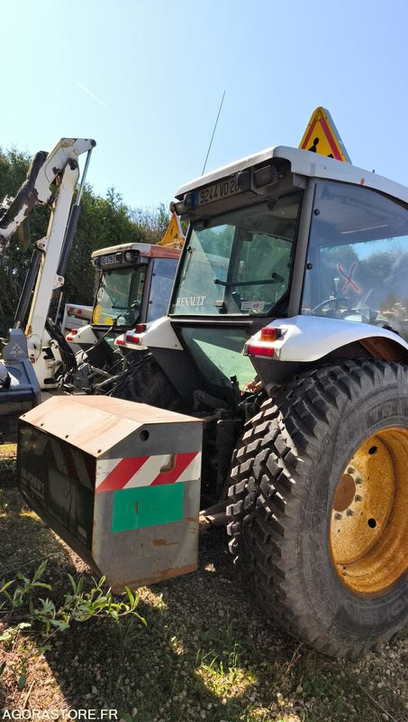 Lot Renault - Tracteur ergos 110-CF 056 - 2001 - 11404 et CHARGEUR FAUCHEUX TRF0 - Traktors: foto 5 Lot Renault - Tracteur ergos 110-CF 056 - 2001 - 11404 et CHARGEUR FAUCHEUX TRF0 - Traktors: foto 5