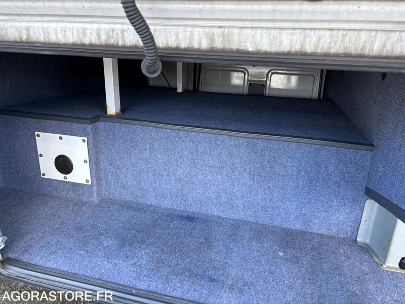 Lot de 3 minibus Mercedes mago et otokar navigo - Mikroautobuss, Pasažieru furgons: foto 3 Lot de 3 minibus Mercedes mago et otokar navigo - Mikroautobuss, Pasažieru furgons: foto 3