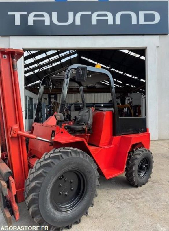 MANITOU - MC30N - FRONTAL DIESEL TOUT TERRAIN - 1994 - Dīzeļiekrāvējs: foto 1 MANITOU - MC30N - FRONTAL DIESEL TOUT TERRAIN - 1994 - Dīzeļiekrāvējs: foto 1