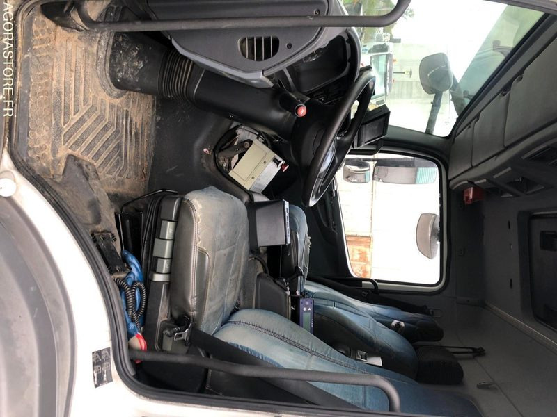 MERCEDES AXOR 26T-21m3 - 287235 kms - 2014 - Atkritumu vedējs: foto 5 MERCEDES AXOR 26T-21m3 - 287235 kms - 2014 - Atkritumu vedējs: foto 5