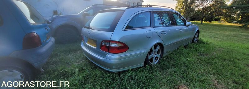MERCEDES E320 BREAK 2005 1 ere main 281 800 KM - Vieglā automašīna: foto 4 MERCEDES E320 BREAK 2005 1 ere main 281 800 KM - Vieglā automašīna: foto 4