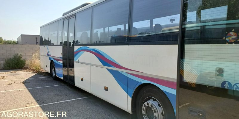 MERCEDES INTOURO N°093029 - Mikroautobuss, Pasažieru furgons: foto 4 MERCEDES INTOURO N°093029 - Mikroautobuss, Pasažieru furgons: foto 4