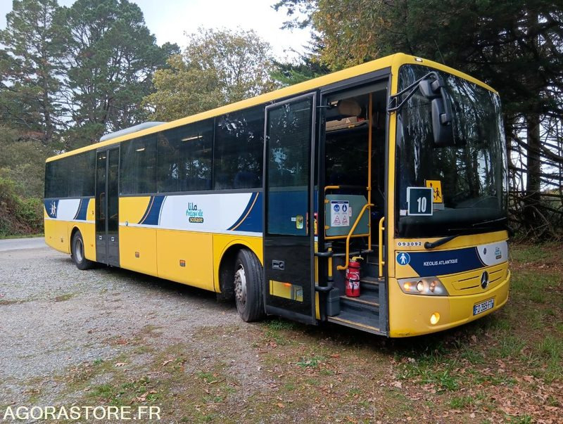 MERCEDES INTOURO N°093092 - Skolas autobuss: foto 1 MERCEDES INTOURO N°093092 - Skolas autobuss: foto 1