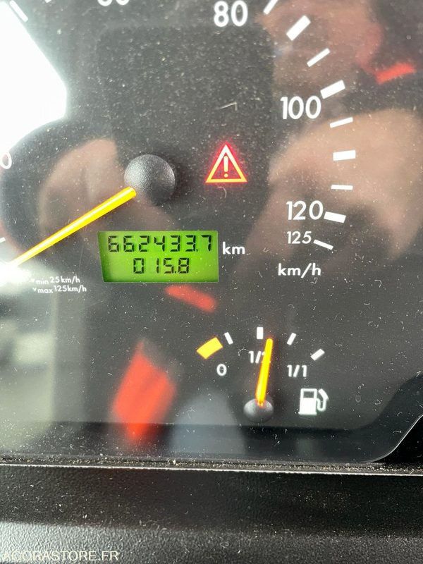 MERCEDES INTOURO N°093431 - Skolas autobuss: foto 5 MERCEDES INTOURO N°093431 - Skolas autobuss: foto 5