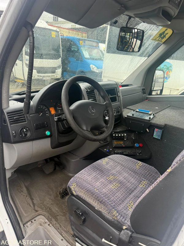 MERCEDES SPRINTER PMR - 2014 - 685 419km - Pilsētas autobuss: foto 5 MERCEDES SPRINTER PMR - 2014 - 685 419km - Pilsētas autobuss: foto 5