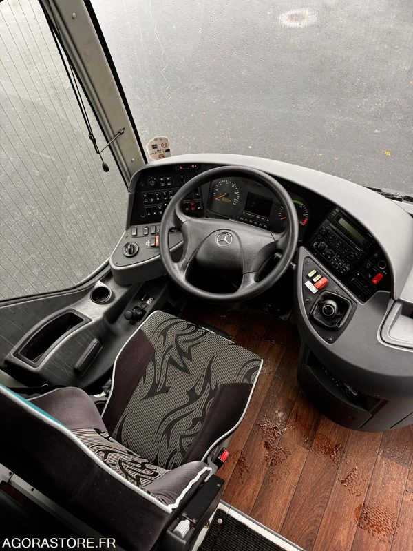 MERCEDES TOURISMO 16 RHD / 13M / 53+1+1+WC+PMR / 592 350KM - Starppilsētu autobuss: foto 4 MERCEDES TOURISMO 16 RHD / 13M / 53+1+1+WC+PMR / 592 350KM - Starppilsētu autobuss: foto 4