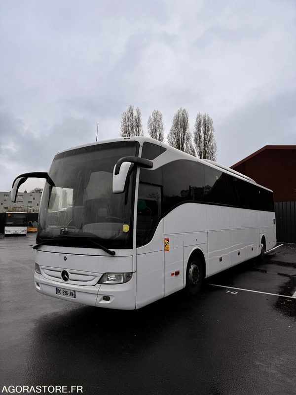 MERCEDES TOURISMO 16 RHD / 13M / 53+1+1+WC+PMR / 592 350KM - Starppilsētu autobuss: foto 1 MERCEDES TOURISMO 16 RHD / 13M / 53+1+1+WC+PMR / 592 350KM - Starppilsētu autobuss: foto 1