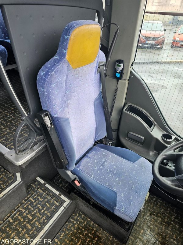 MERCEDES TOURISMO - 2012 - 884 000km - CF562CP - Starppilsētu autobuss: foto 5 MERCEDES TOURISMO - 2012 - 884 000km - CF562CP - Starppilsētu autobuss: foto 5