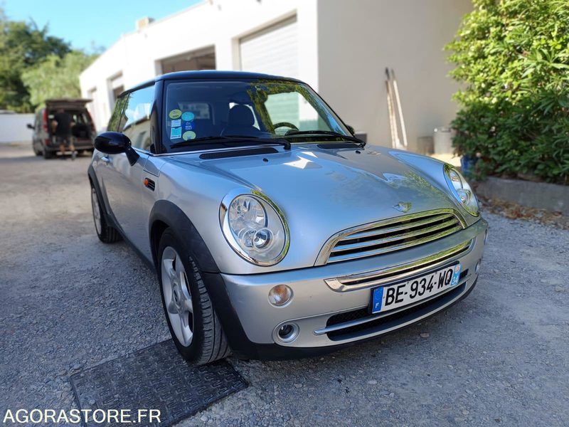 MINI COOPER 1.6 115CV- 2005 - 172400KMS - Vieglā automašīna: foto 1 MINI COOPER 1.6 115CV- 2005 - 172400KMS - Vieglā automašīna: foto 1