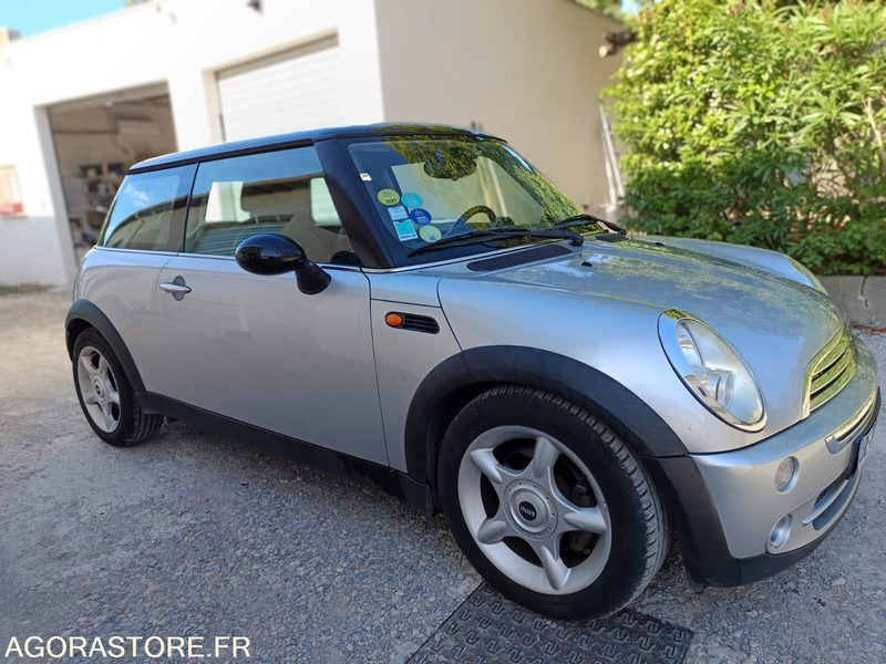 MINI COOPER 1.6 115CV- 2005 - 172400KMS - Vieglā automašīna: foto 2 MINI COOPER 1.6 115CV- 2005 - 172400KMS - Vieglā automašīna: foto 2