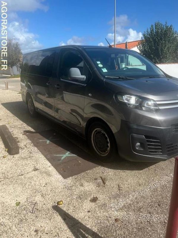 MINIBUS CITROEN JUMPY SPACETOURER 1.5L BHDI - 4 portes - 2019 - 182 000km - Mikroautobuss, Pasažieru furgons: foto 1 MINIBUS CITROEN JUMPY SPACETOURER 1.5L BHDI - 4 portes - 2019 - 182 000km - Mikroautobuss, Pasažieru furgons: foto 1
